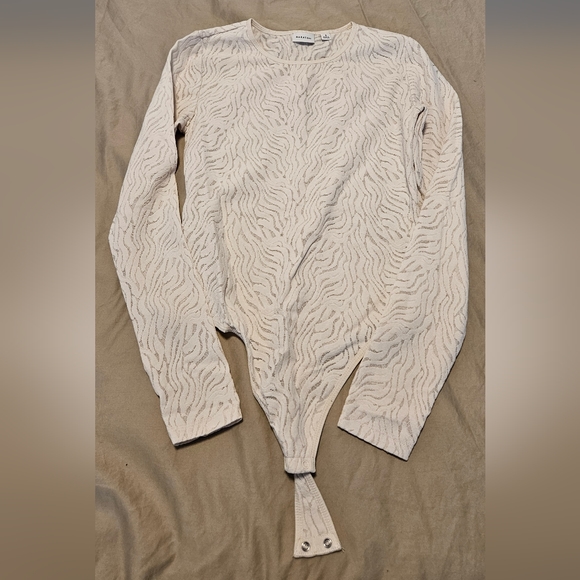 Babaton shapelace bodysuit in size small - Picture 1 of 3